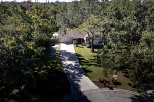 2441 HUFFTON CIRCLE, SARASOTA, FL 34235 Sold 12/18/23