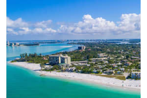 20 WHISPERING SANDS DRIVE, SARASOTA, FL 34242 Sold 04/23/24
