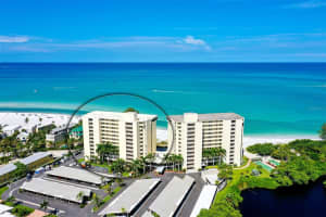 20 WHISPERING SANDS DRIVE, SARASOTA, FL 34242 Sold 04/23/24