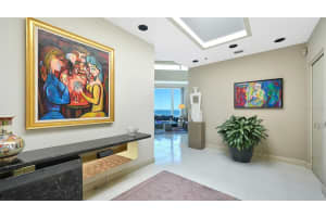 455 LONGBOAT CLUB ROAD, LONGBOAT KEY, FL 34228 Sold 04/01/24
