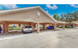 803 FAIRWAY COVE LANE, BRADENTON, FL 34212 Sold 12/19/23