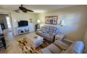 204 47TH AVENUE DRIVE, BRADENTON, FL 34207 Sold 12/08/23