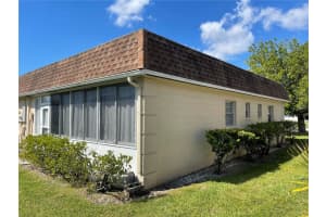 513 ORLANDO AVENUE, BRADENTON, FL 34207 Sold 10/28/24
