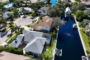 4715 SPINNAKER DRIVE, BRADENTON, FL 34208 Sold 02/14/24