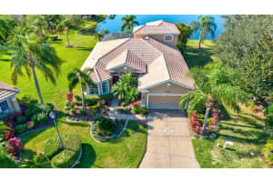 104 NEW BRITON COURT, BRADENTON, FL 34212 Sold 04/30/24