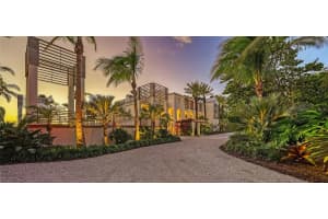 7652 SANDERLING ROAD, SARASOTA, FL 34242 Sold 06/12/24