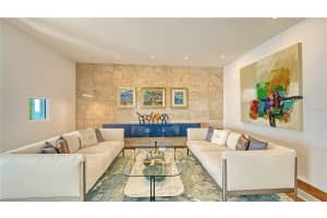 7652 SANDERLING ROAD, SARASOTA, FL 34242 Sold 06/12/24