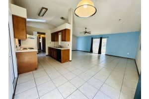 201 SOMERSET COURT, SANFORD, FL 32773 Sold 12/01/23