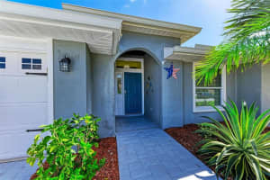 7733 34TH COURT, SARASOTA, FL 34243 Sold 12/12/23