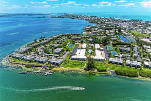 6300 FLOTILLA DRIVE, HOLMES BEACH, FL 34217 Sold 01/08/24