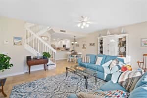 2001 BURGOS DRIVE, SARASOTA, FL 34238 Sold 11/28/23
