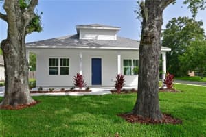 702 23RD AVENUE, BRADENTON, FL 34205 Sold 04/14/25