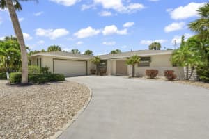5579 CAPE AQUA DRIVE, SARASOTA, FL 34242 Sold 12/07/23