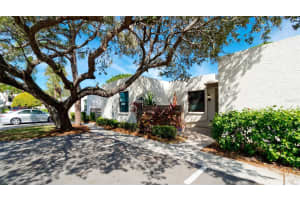 325 SPRINGDALE DRIVE, BRADENTON, FL 34210 Sold 02/23/24
