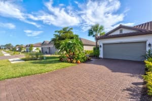 6229 PLATEAU COURT, BRADENTON, FL 34203 Sold 04/15/24