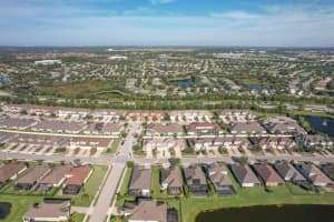 11907 BROOKSIDE DRIVE, BRADENTON, FL 34211 Sold 12/29/23