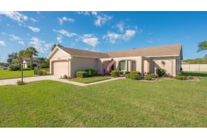 6636 EASTON DRIVE, SARASOTA, FL 34238 Sold 03/04/24