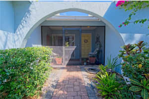 3947 LEMONWOOD DRIVE, SARASOTA, FL 34232 Sold 02/12/24