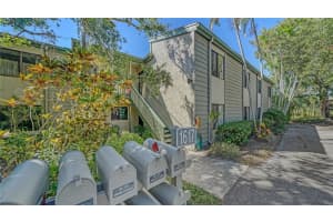 1617 BAYHOUSE COURT, SARASOTA, FL 34231 Sold 12/18/23