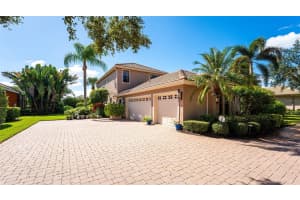 5316 HUNT CLUB WAY, SARASOTA, FL 34238 Sold 12/08/23