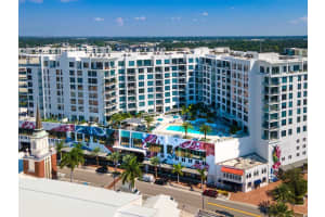 111 PINEAPPLE AVENUE, SARASOTA, FL 34236 Sold 04/15/24