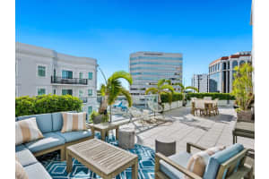 111 PINEAPPLE AVENUE, SARASOTA, FL 34236 Sold 04/15/24