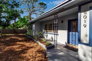 5019 STEVENS DRIVE, SARASOTA, FL 34234 Sold 12/15/23