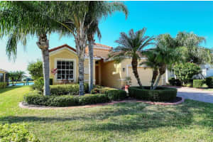 6755 41ST STREET CIRCLE, SARASOTA, FL 34243 Sold 12/19/23