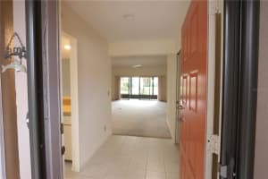 3832 WILSHIRE CIRCLE, SARASOTA, FL 34238 Sold 06/03/24