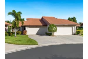 3871 WILSHIRE CIRCLE, SARASOTA, FL 34238 Sold 03/04/24