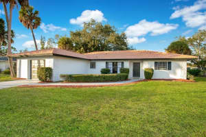 2301 CASS STREET, SARASOTA, FL 34231 Sold 04/30/24