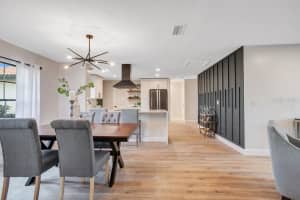 2301 CASS STREET, SARASOTA, FL 34231 Sold 04/30/24