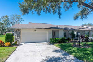3978 OAKHURST BOULEVARD, SARASOTA, FL 34233 Sold 01/03/24