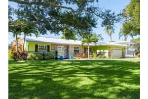 7472 BROUGHTON STREET, SARASOTA, FL 34243 Sold 04/29/24
