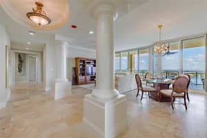 140 RIVIERA DUNES WAY, PALMETTO, FL 34221 Sold 02/01/24