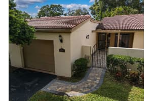 6404 SUN EAGLE LANE, BRADENTON, FL 34210 Sold 02/09/24