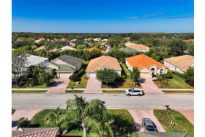 7012 GOLDRUSH LANE, BRADENTON, FL 34201 Sold 05/10/24