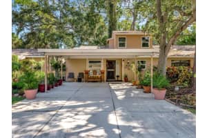 4721 VILLAGE GARDENS DRIVE, SARASOTA, FL 34234 Sold 01/29/24