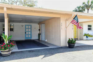 5017 LIVE OAK CIRCLE, BRADENTON, FL 34207 Sold 12/21/23