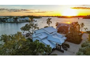 1410 SIESTA DRIVE, SARASOTA, FL 34239 Sold 04/08/24