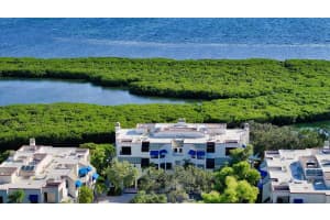 1918 HARBOURSIDE DRIVE, LONGBOAT KEY, FL 34228 Sold 07/12/24