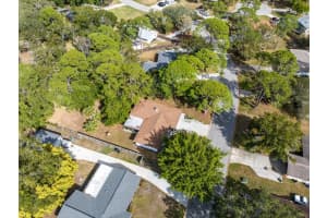 8110 WOODLAWN CIRCLE, PALMETTO, FL 34221 Sold 02/14/24