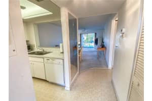6330 7TH AVENUE, BRADENTON, FL 34209 Sold 12/14/23