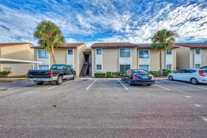 2620 HIDDEN LAKE DRIVE, SARASOTA, FL 34237 Sold 01/19/24