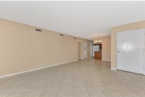 2620 HIDDEN LAKE DRIVE, SARASOTA, FL 34237 Sold 01/19/24