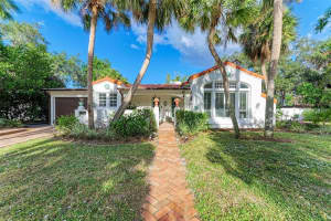7413 BROUGHTON STREET, SARASOTA, FL 34243 Sold 03/06/24