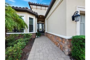 4121 ILARIA AVENUE, SARASOTA, FL 34238 Sold 03/07/24
