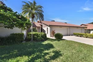 6048 WILSHIRE BOULEVARD, SARASOTA, FL 34238 Sold 02/29/24