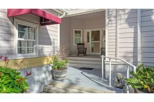 3453 WINDING OAKS DRIVE, LONGBOAT KEY, FL 34228 Sold 01/24/25