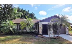 5268 FOXCROFT COURT, SARASOTA, FL 34232 Sold 01/12/24